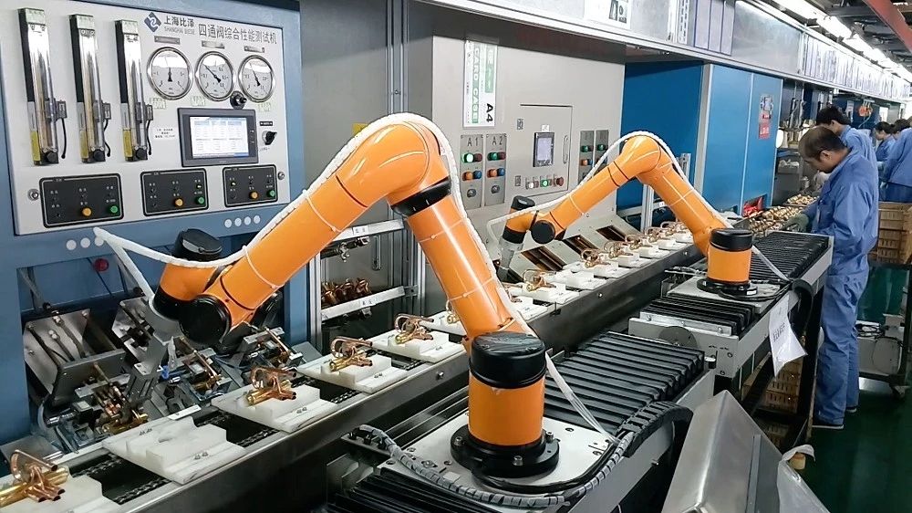 Robotics and Automation: How Manufacturing Would Look in The Next Decade?