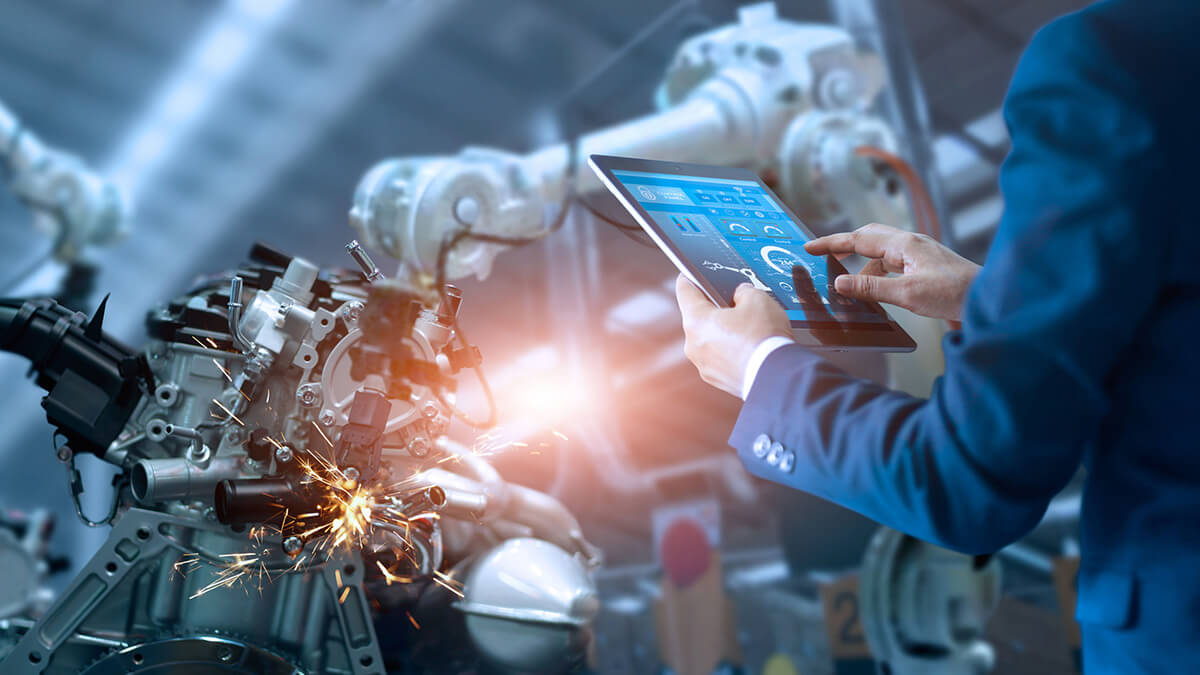 Next-Gen Technologies Disrupting the Smart Manufacturing